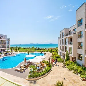 https://diamond-beach-apartments.varna-hotels.com